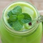 Cucumber and mint juice, a refreshing drink rich in vitamins for hair health